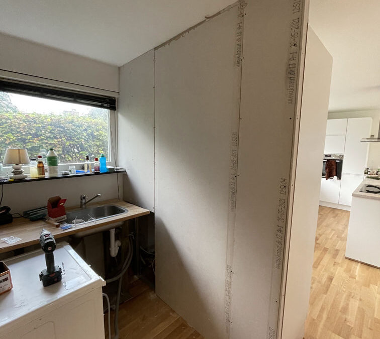 Pared divisoria + Mesada